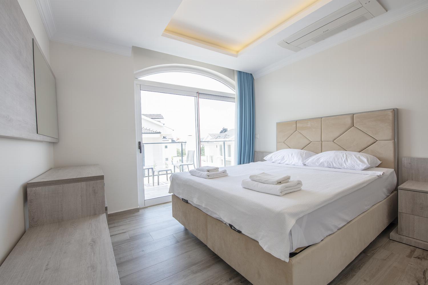 Villa Orka World 1