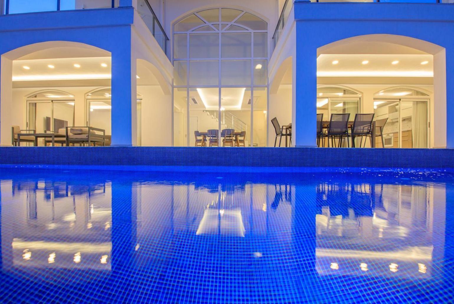 Villa Orka World 1 *