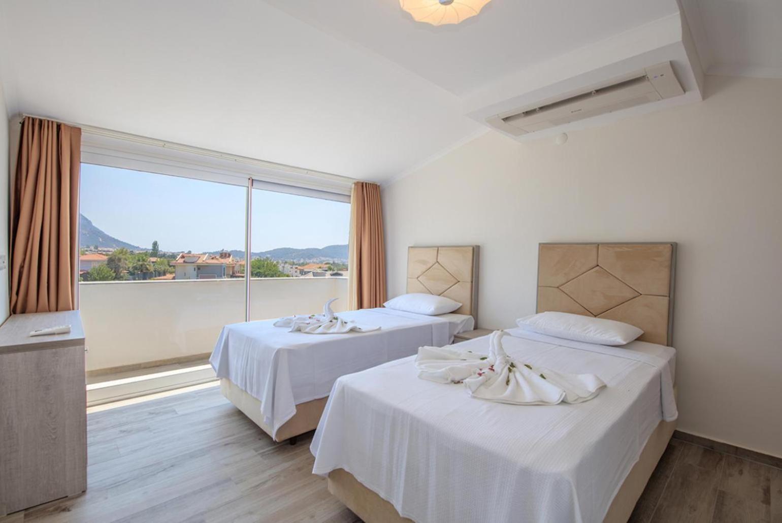 Villa Orka World 2