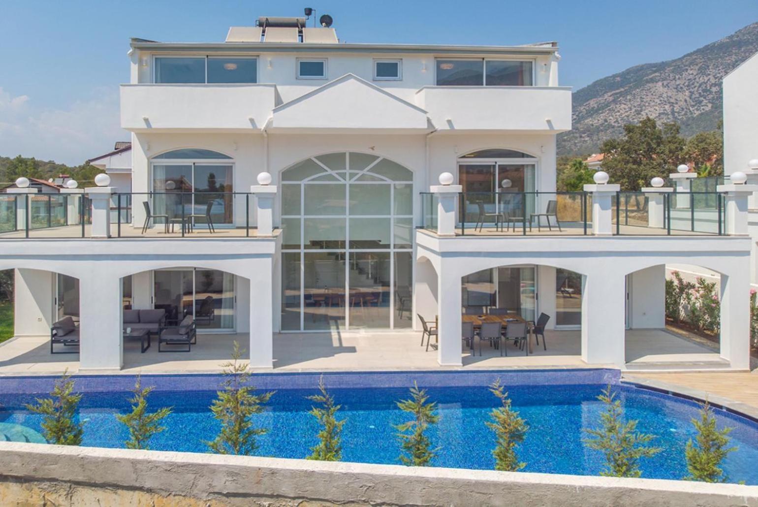 Orka World 2 Villa