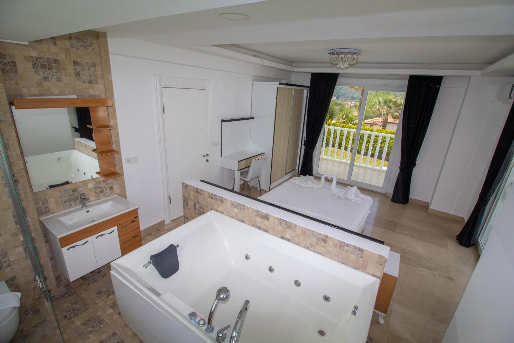 Hisarpark A Villa, Oezel Havuzlu, Fethiye Villa *