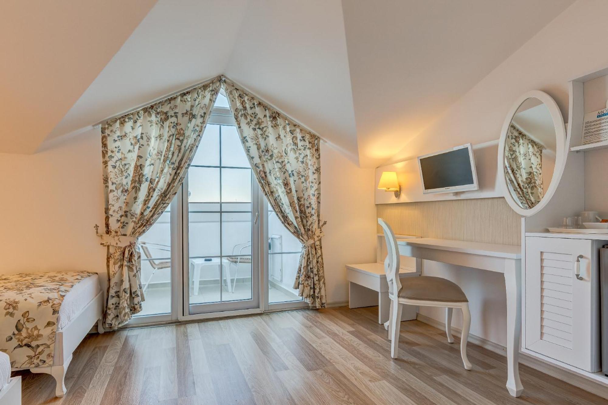 Monta Hotel&villas