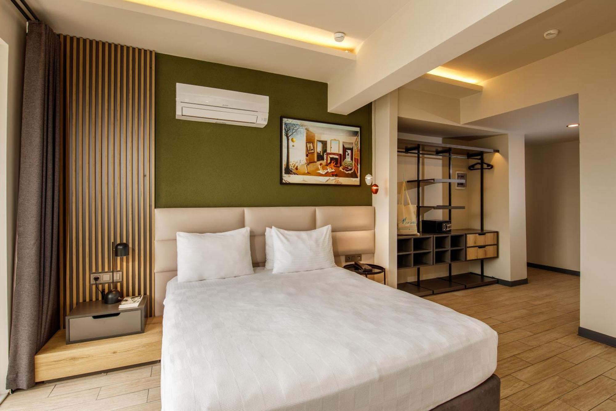 Morina Deluxe Hotel