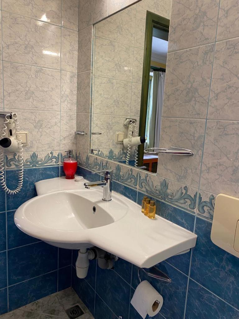 Hotel Symbola 4*