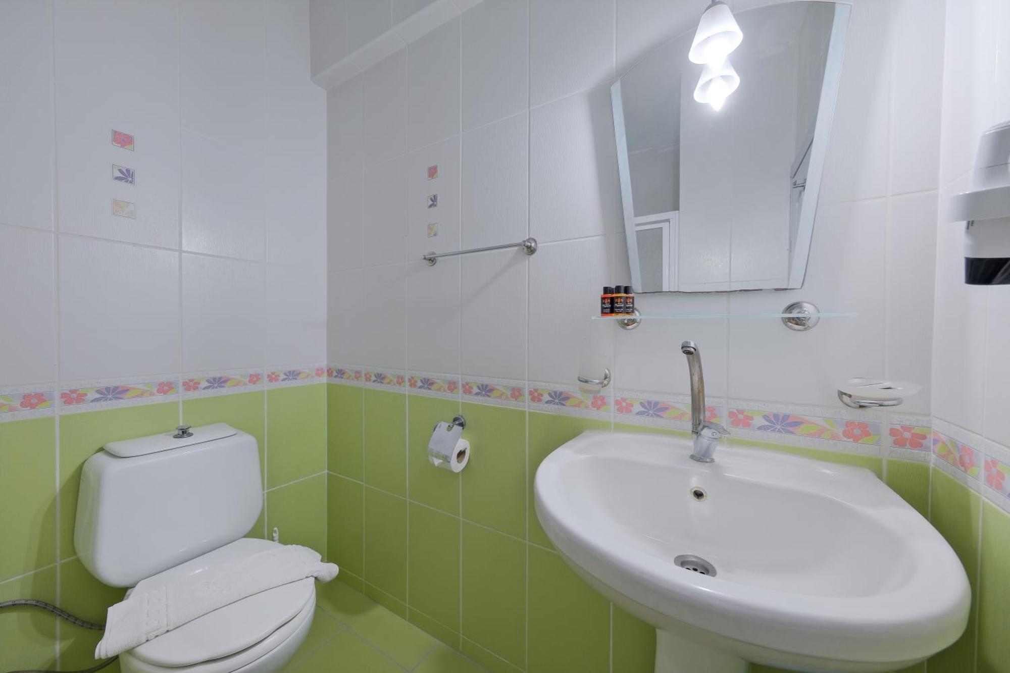 Otel Majestic 3*