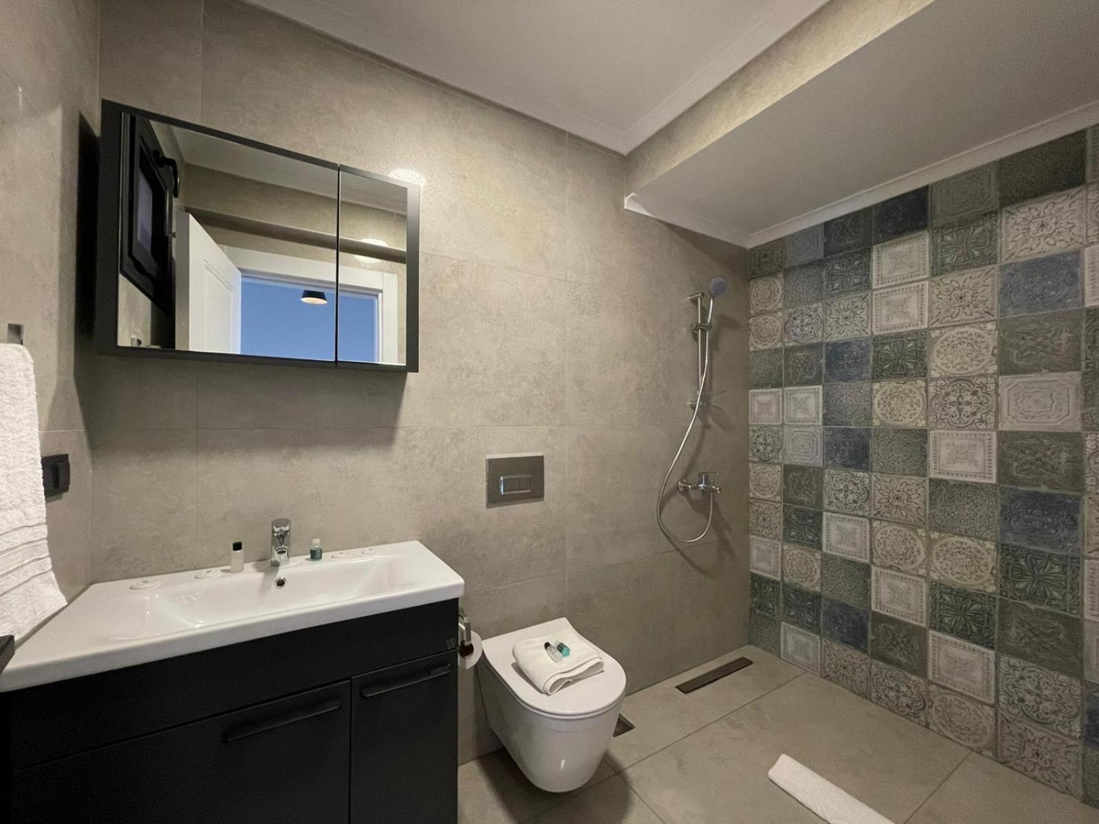Hayat Aparthotel *