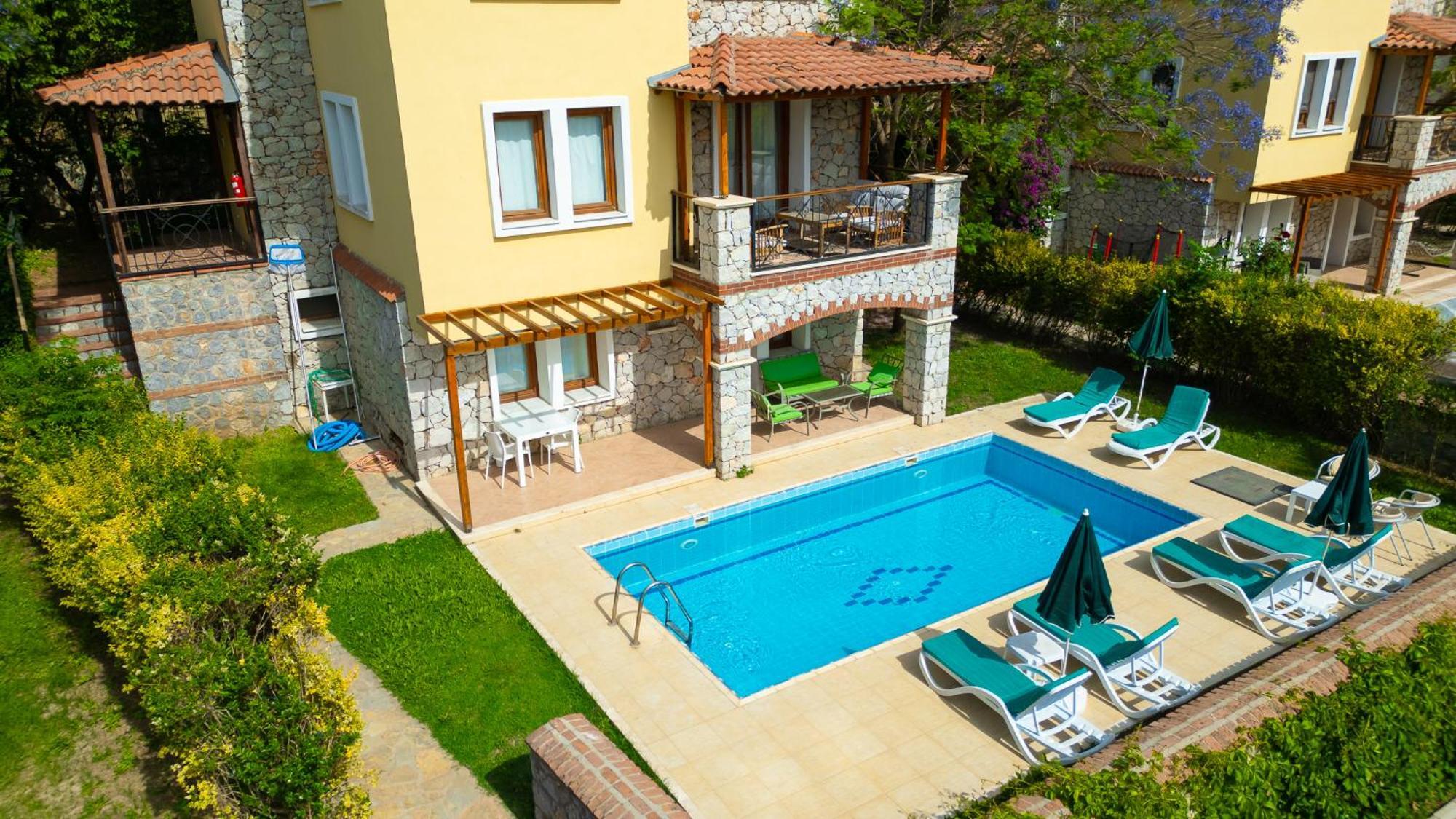 Hotel Perdikia Hill And