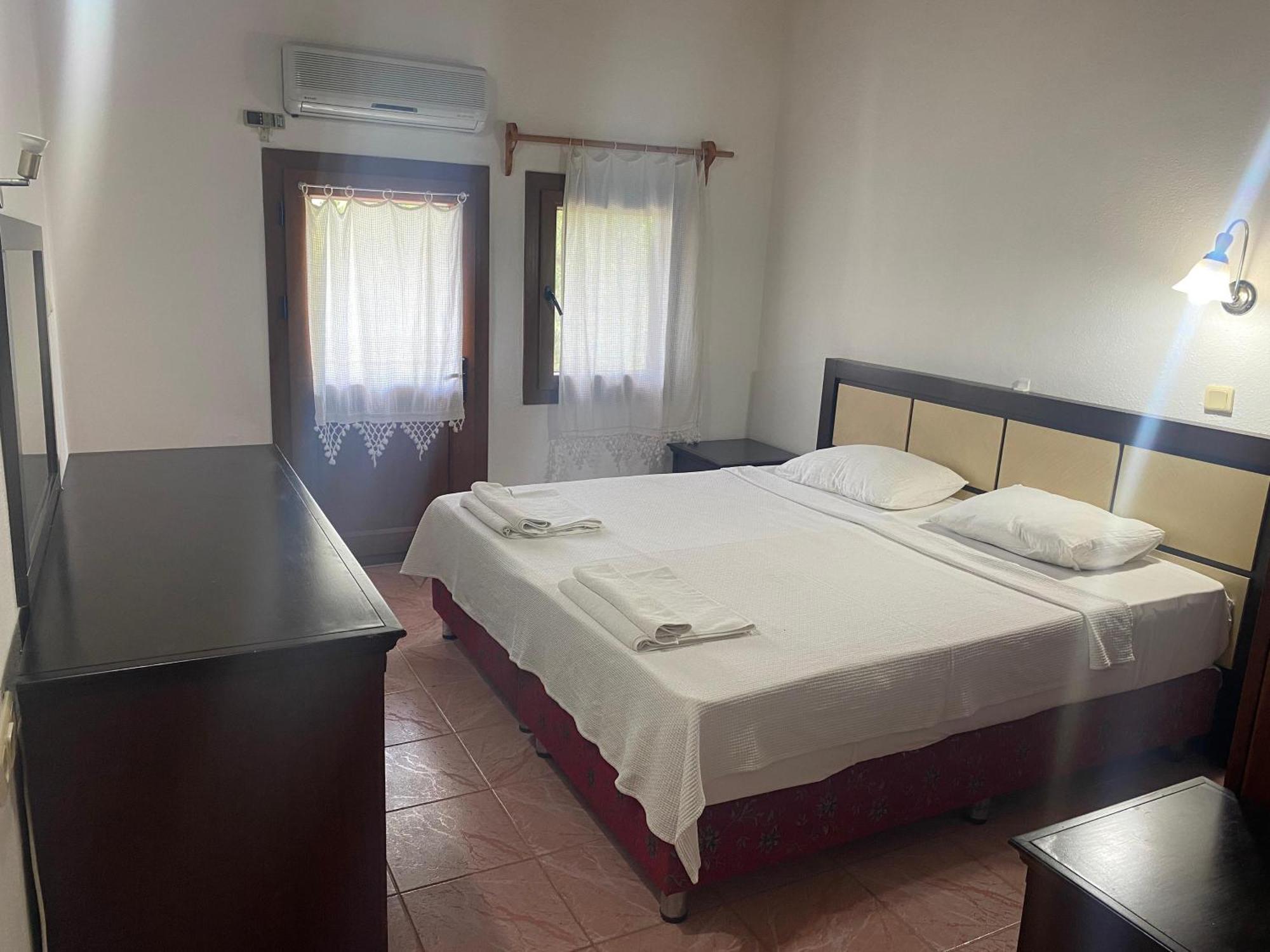 Unlu Hotel 2*