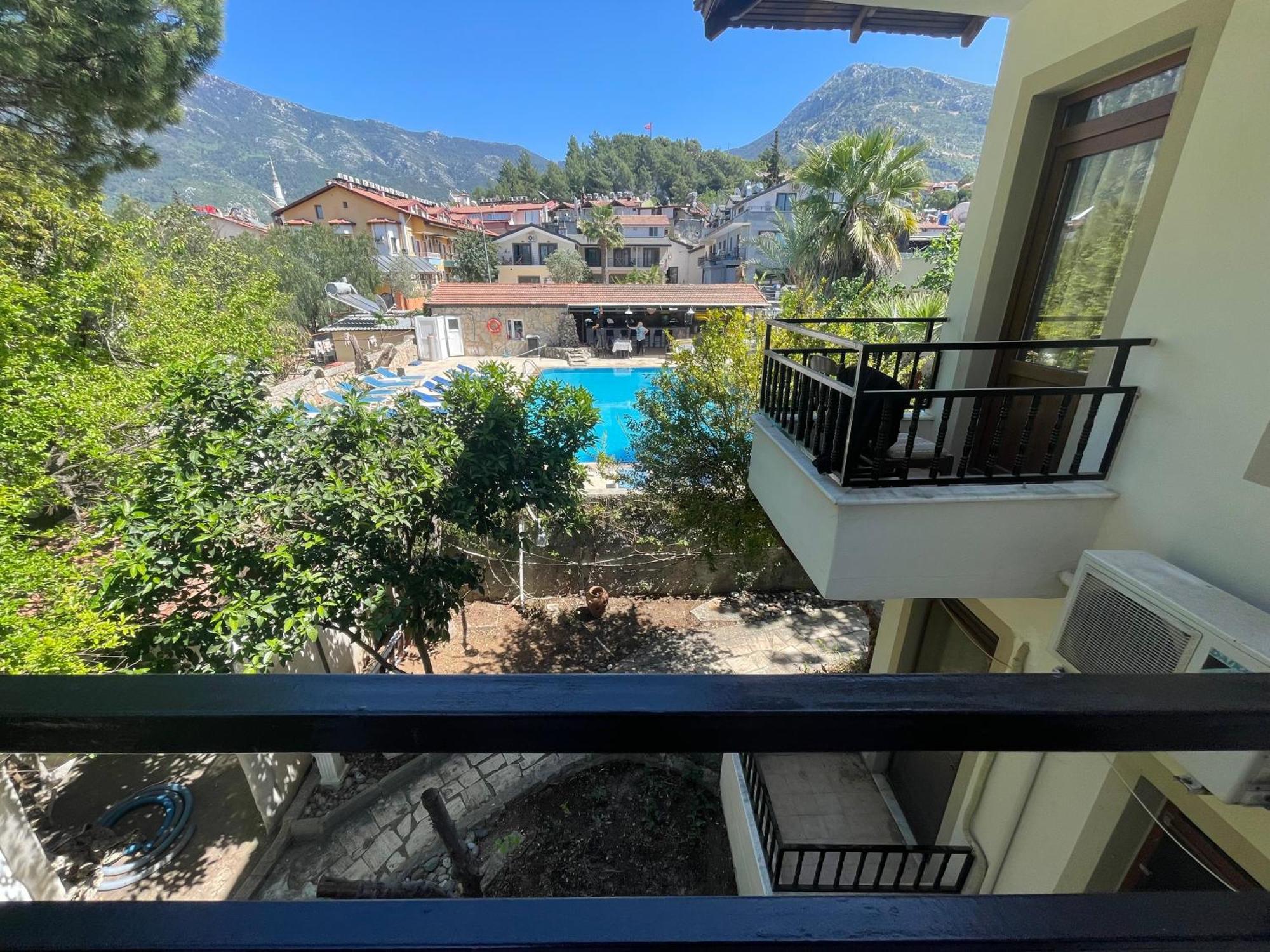 Otel ünlü 2*