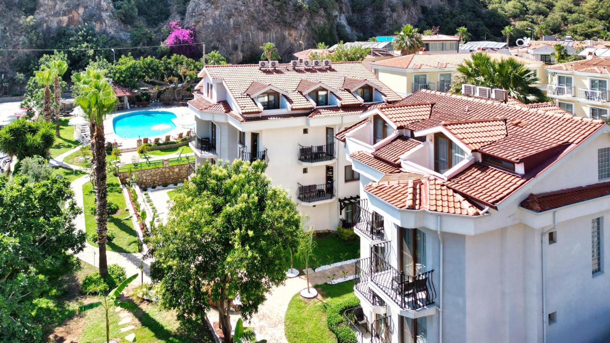 Ata Lagoon Otel 3*