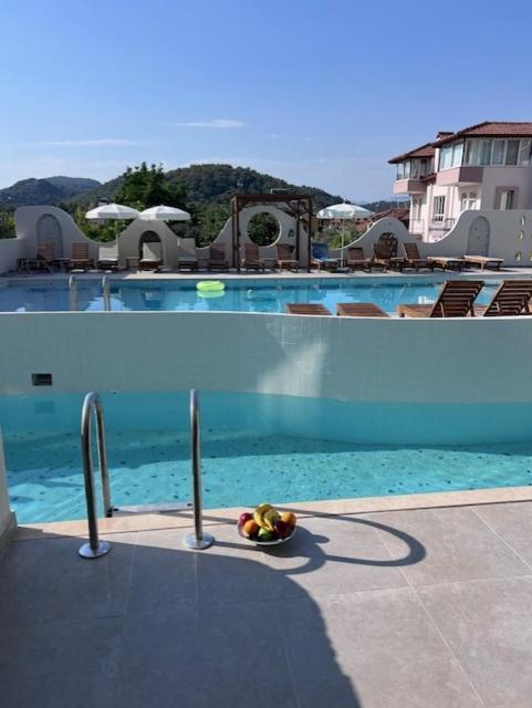 Hayat Aparthotel *