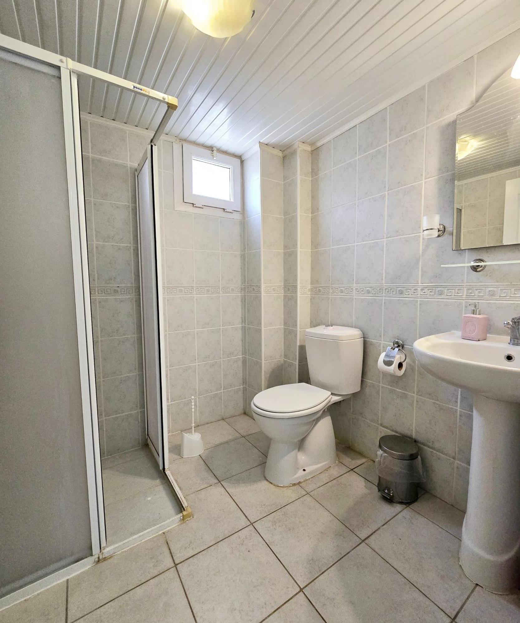 3 Bedrooms In Oeluedeniz, Ovacik Apartment