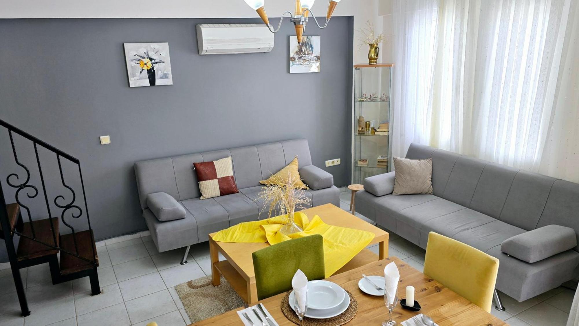 Apartment 3 Bedrooms In Oeluedeniz, Ovacik