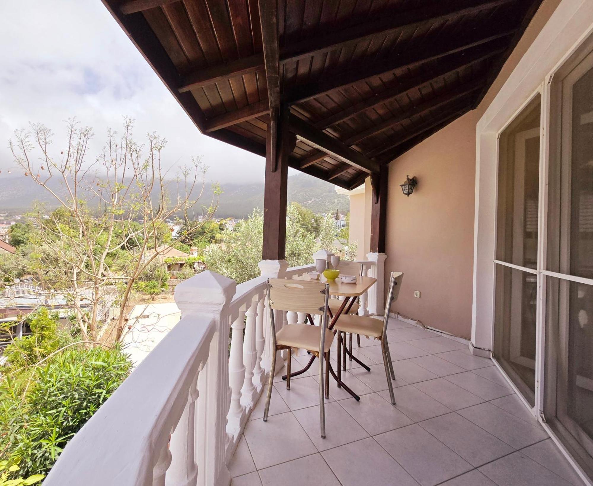3 Bedrooms In Oeluedeniz, Ovacik Apartment Oludeniz