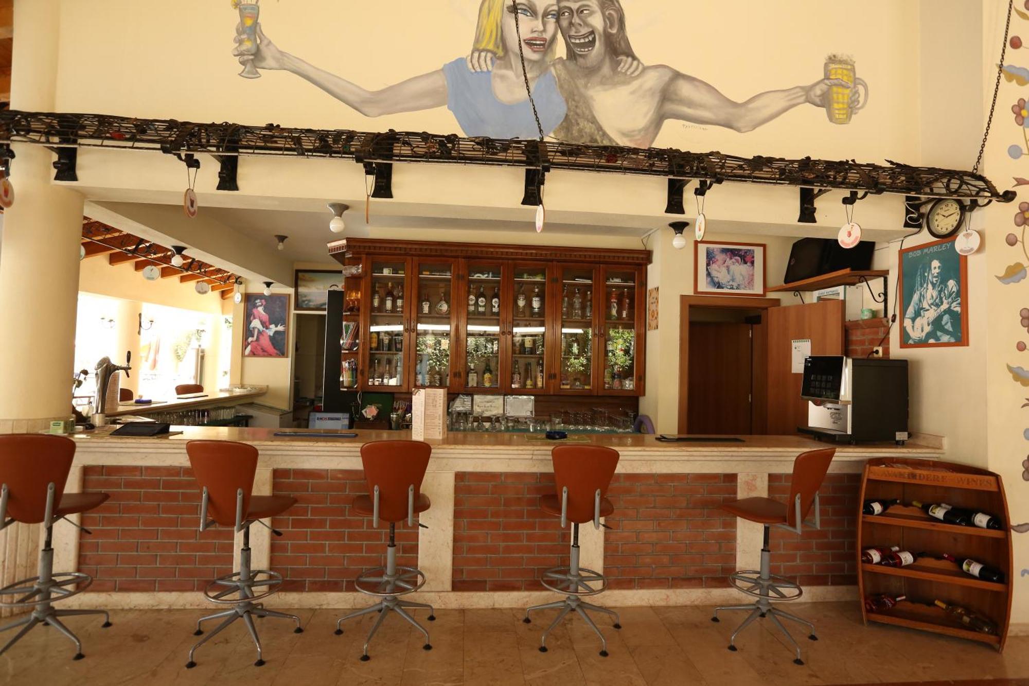 Mavruka Hotel