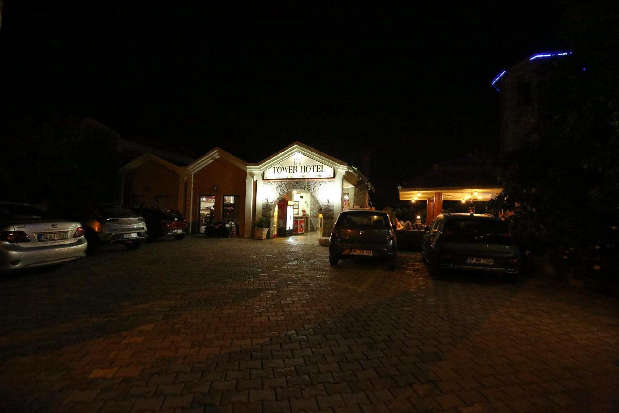 Hotel The Tower 3*