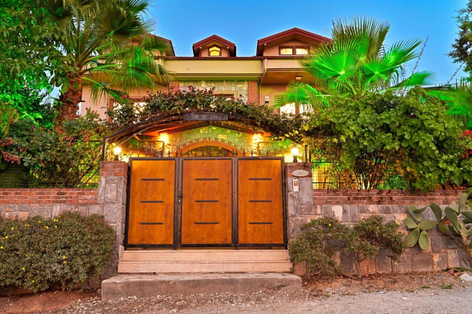 Kalamos Private For 10 People In Hisaroenue *