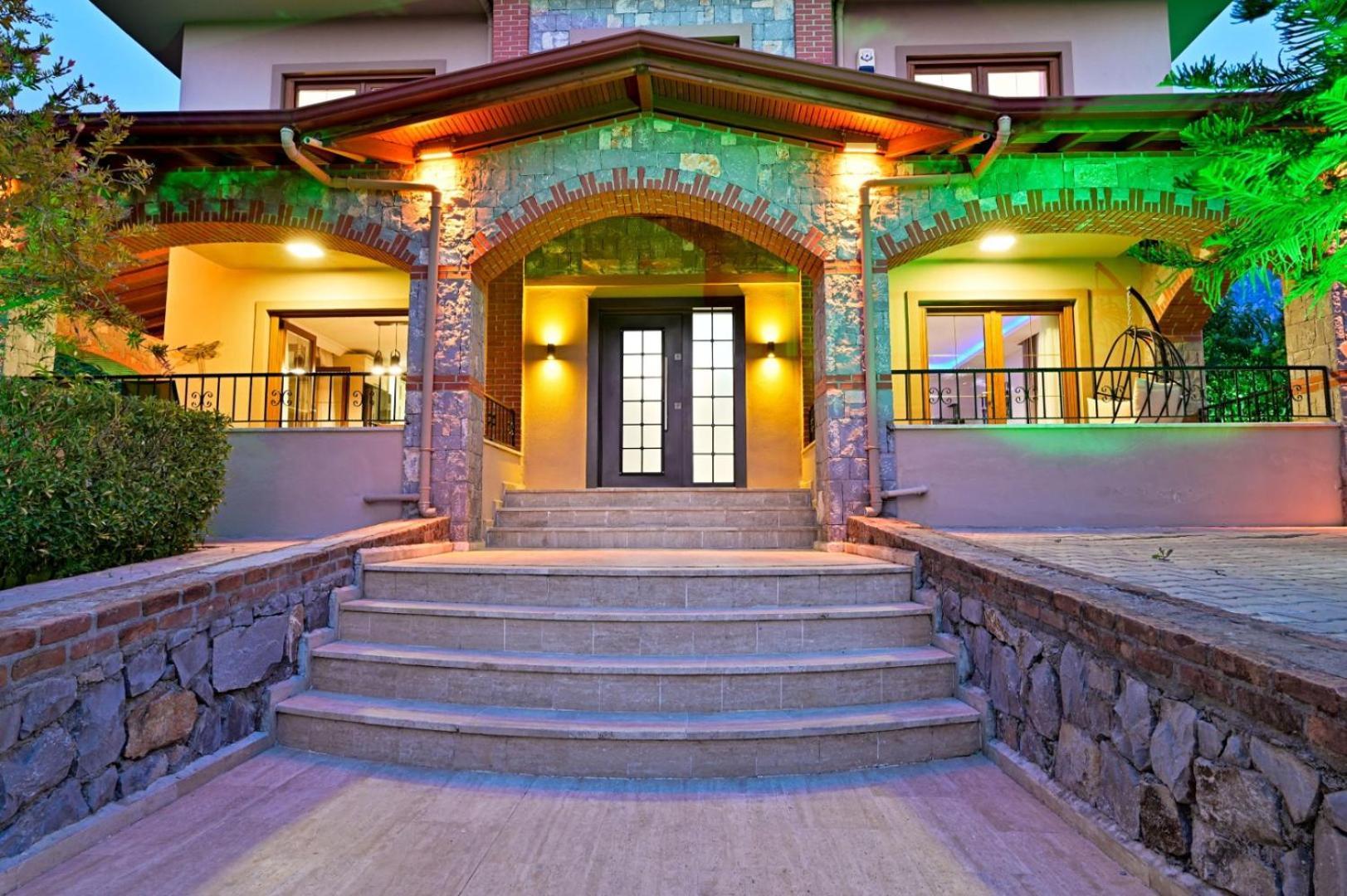 Kalamos Private For 10 People In Hisaroenue Villa *
