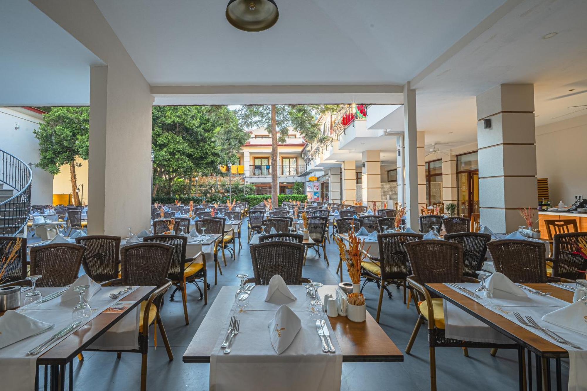 Sundia By Liberty (adults Only) Resort