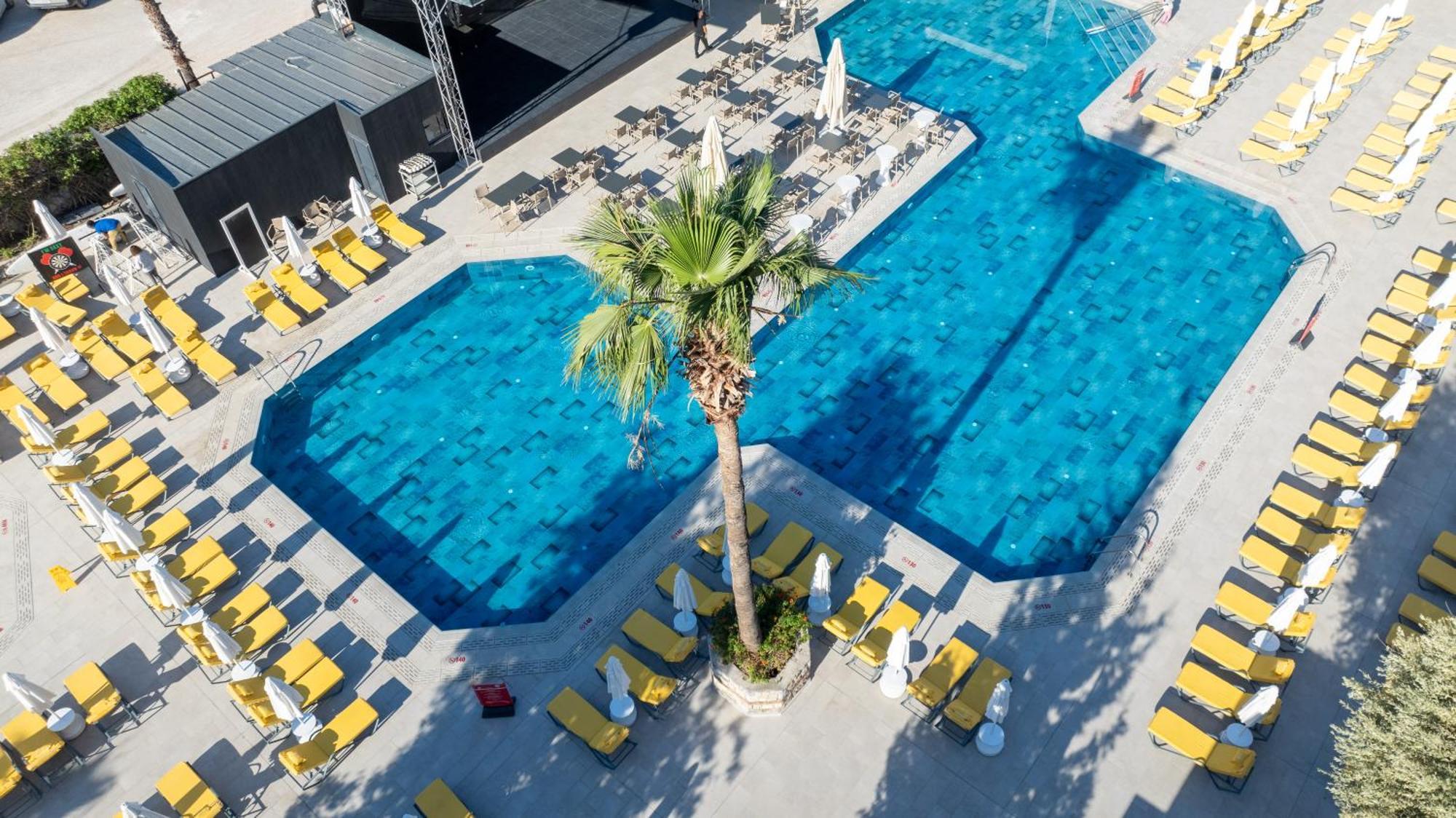 Liberty Resort 4*