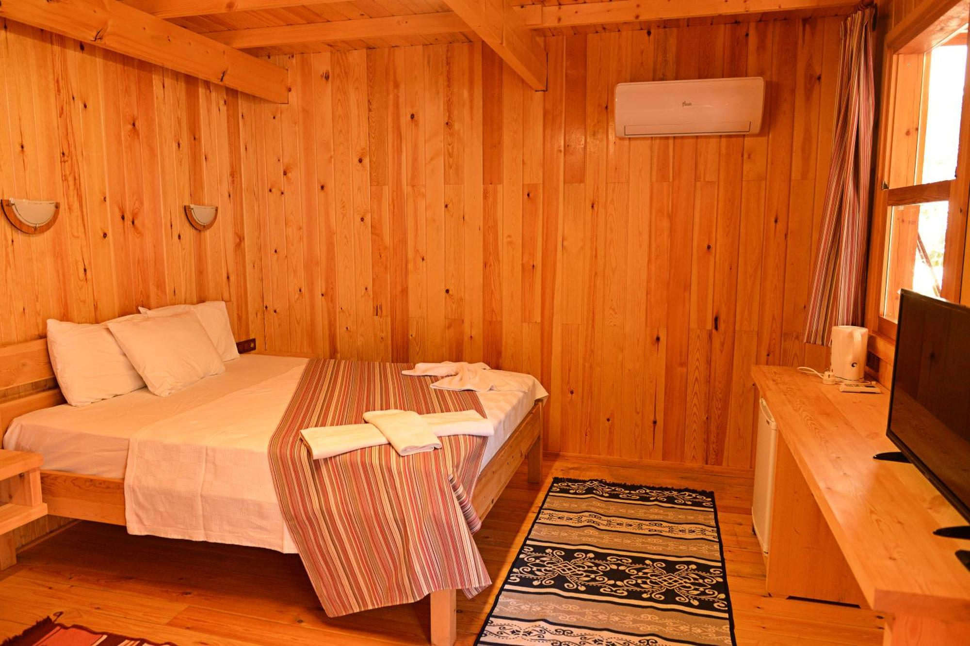 Tolay Hotel 3*