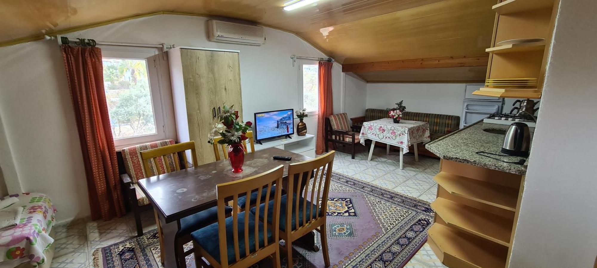 California Aparthotel 3*