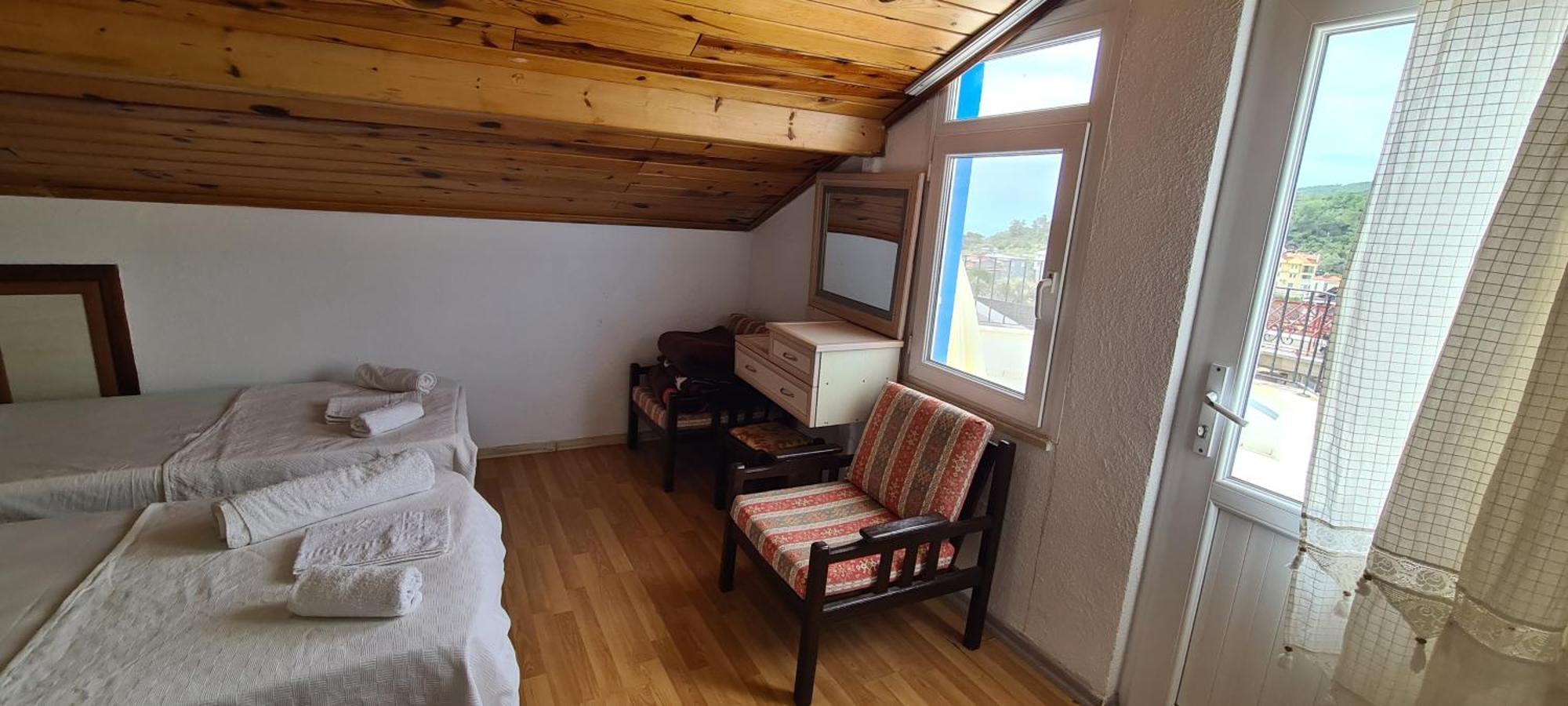 California Aparthotel