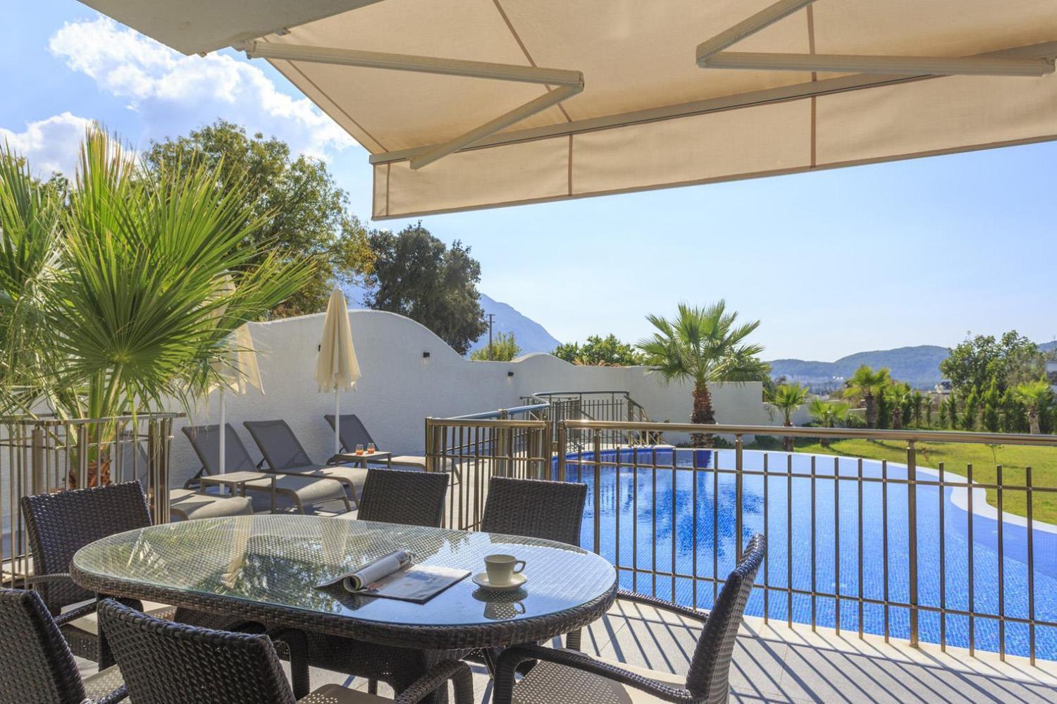 Villa Skylife
