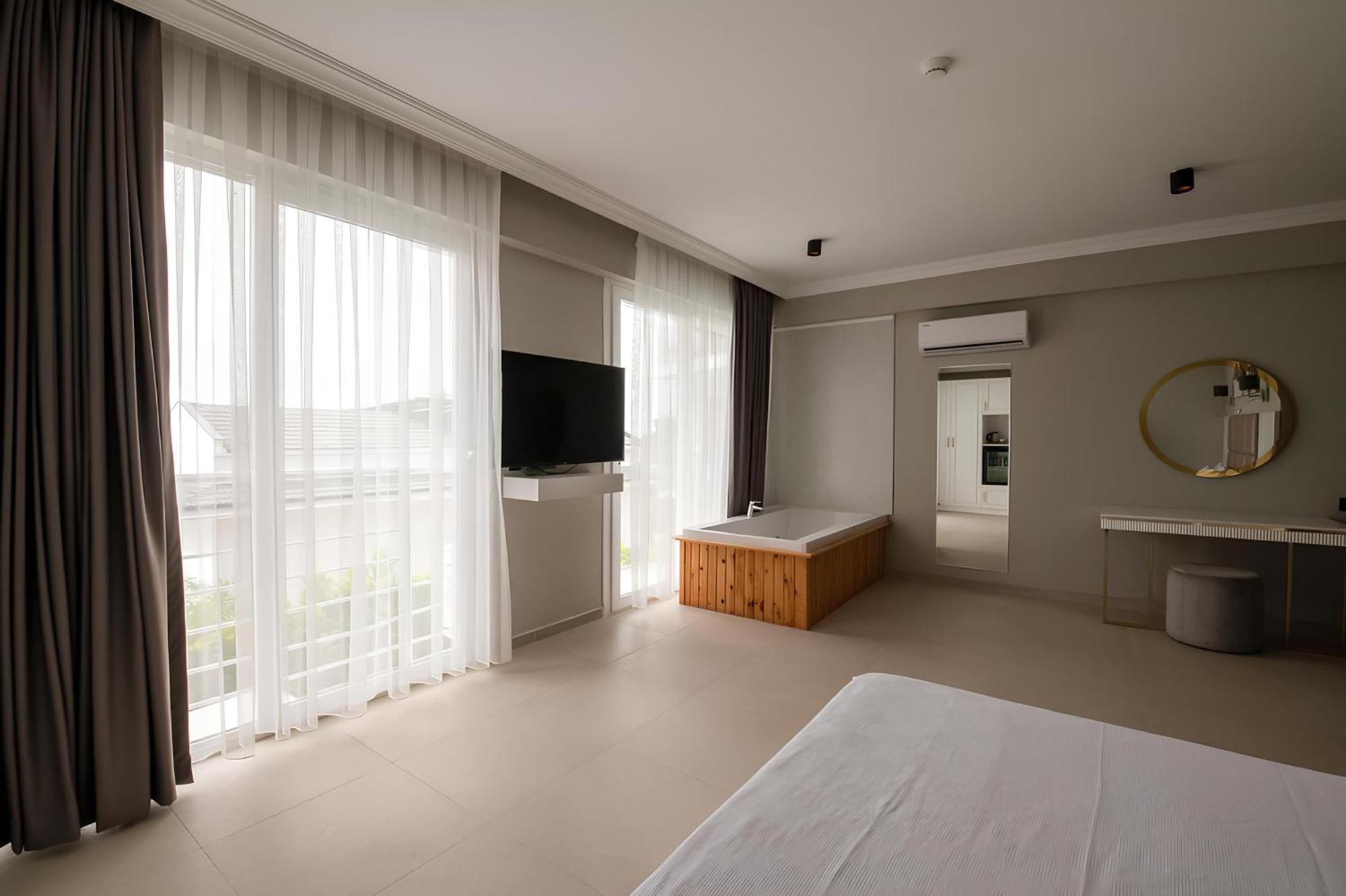 Otel Ramada By Wyndham Fethiye Adult Only