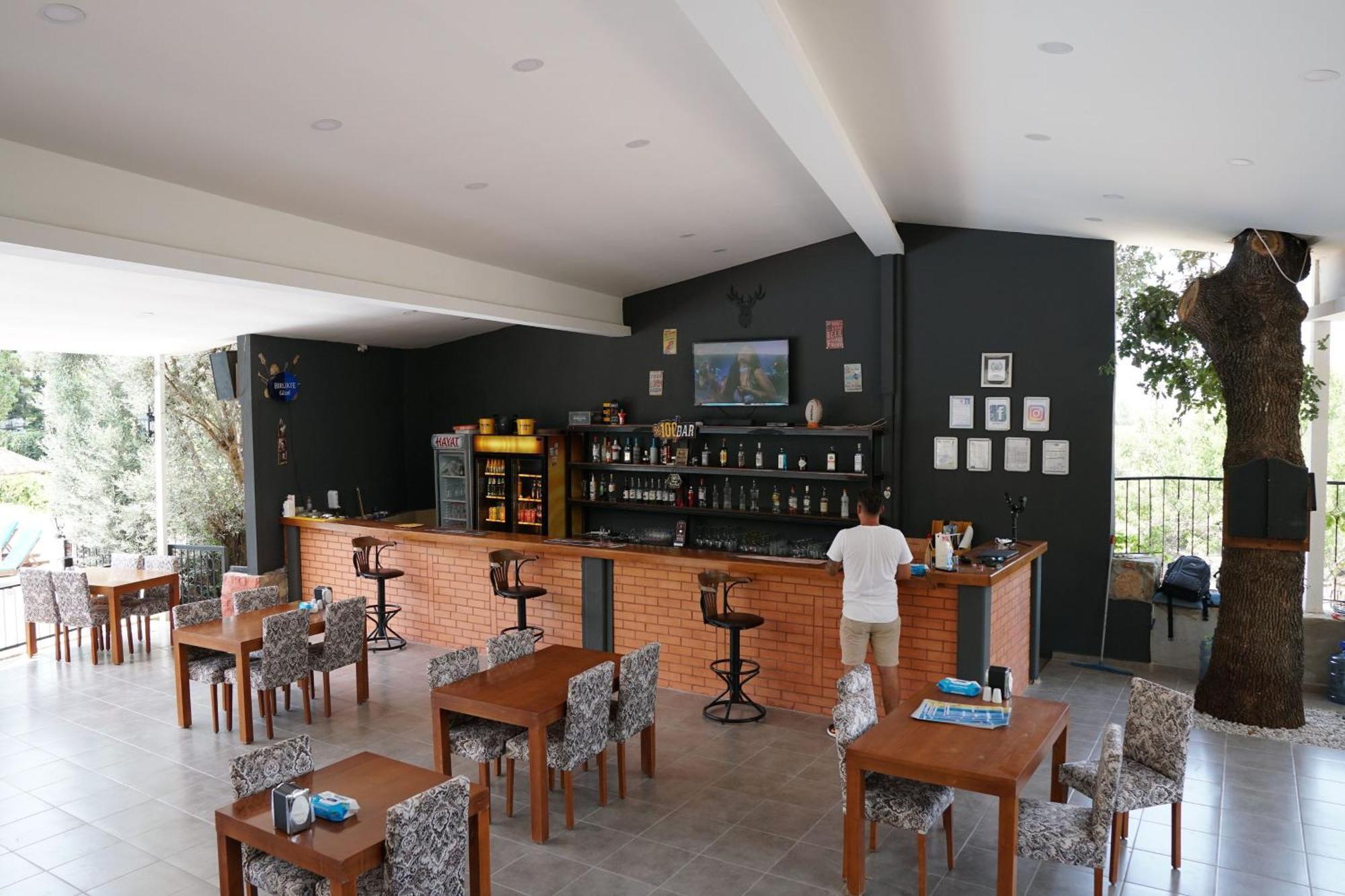 Tunacan Hotel