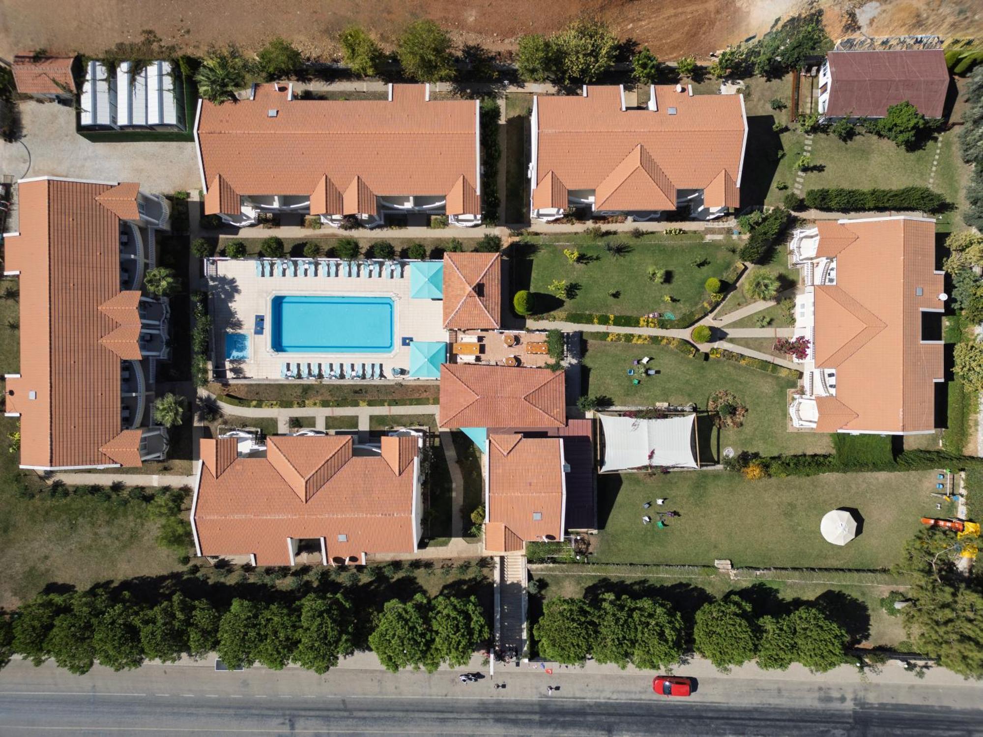 Larimar Ölüdeniz