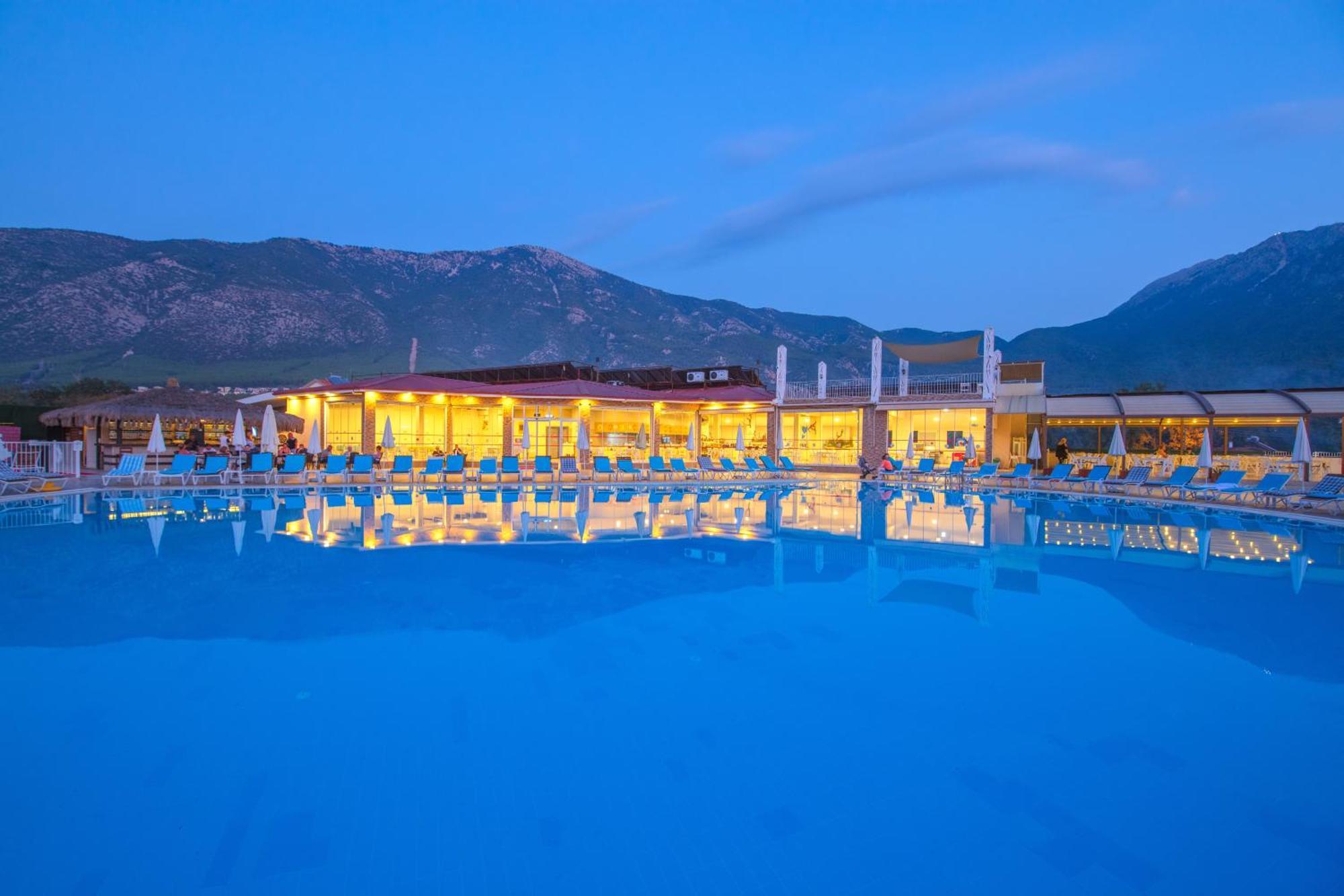 Sahra Su Village & Otel 4*