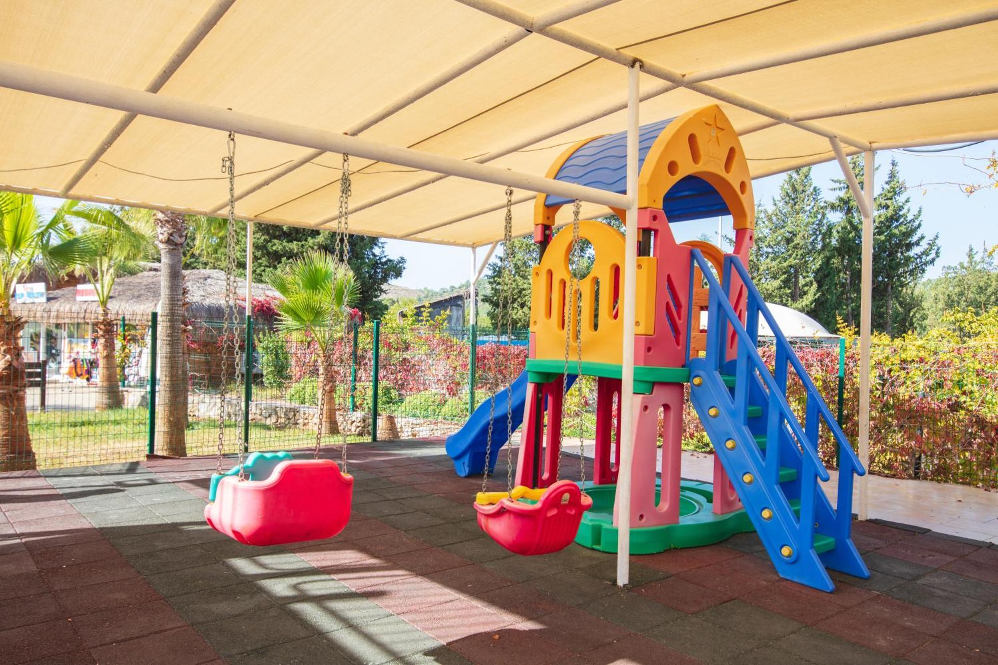 Otel Sahra Su Village & 4*