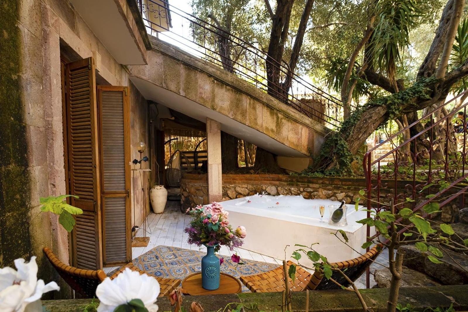 Oyster Residences - Adult Only Hotel