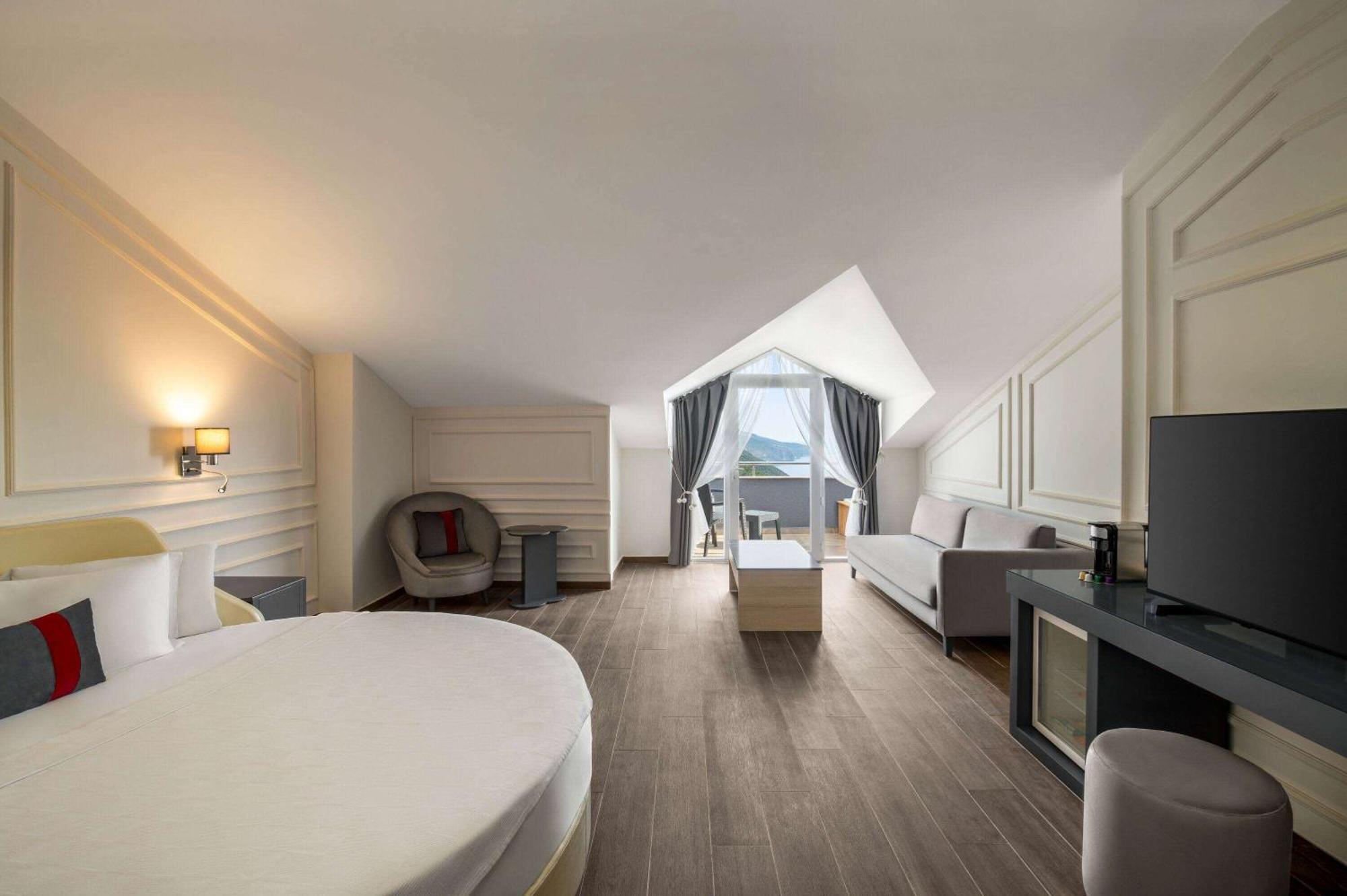 Ramada By Wyndham Fethiye Adult Only 4* Ölüdeniz