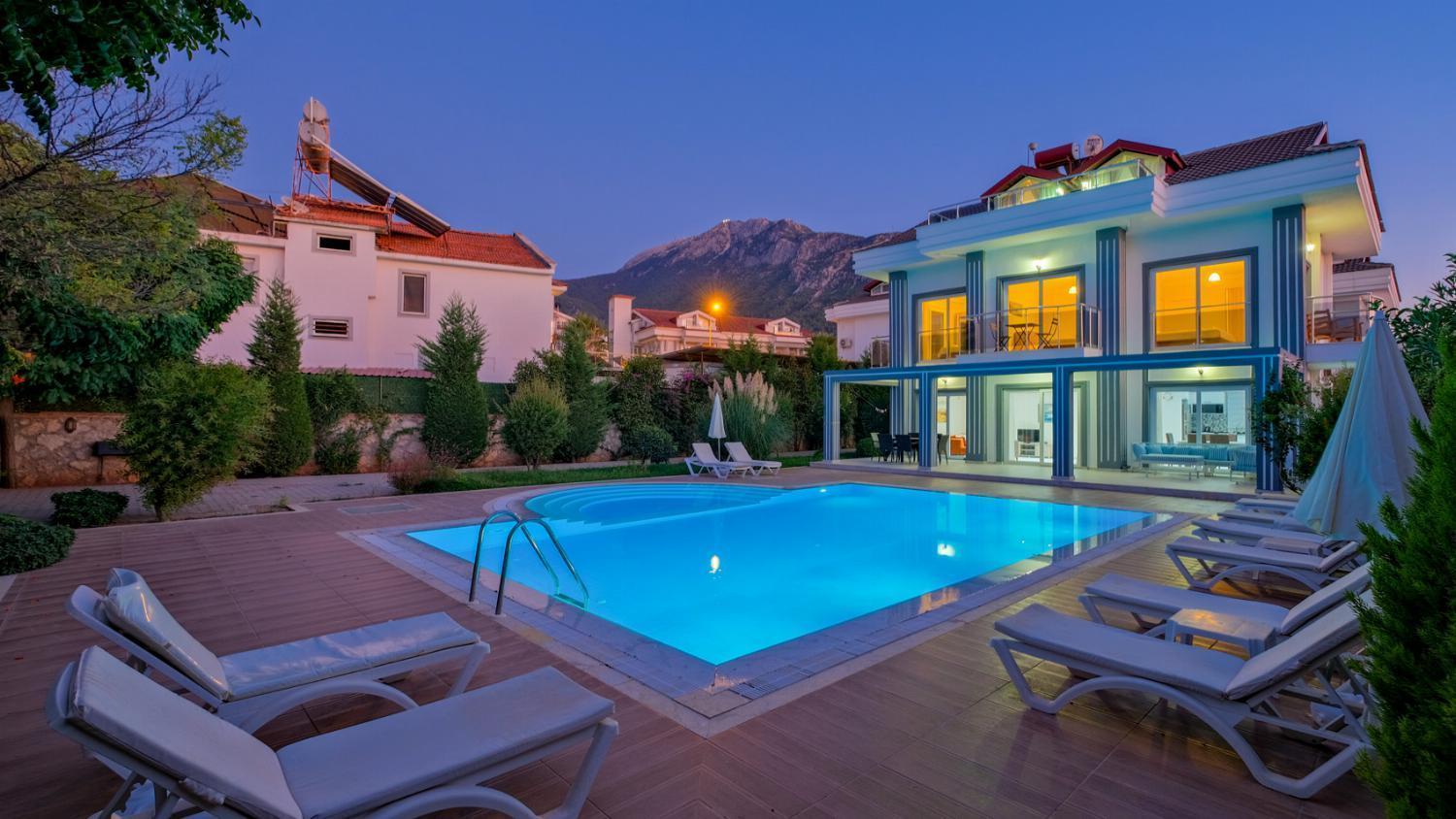 Villa Orka Crystal