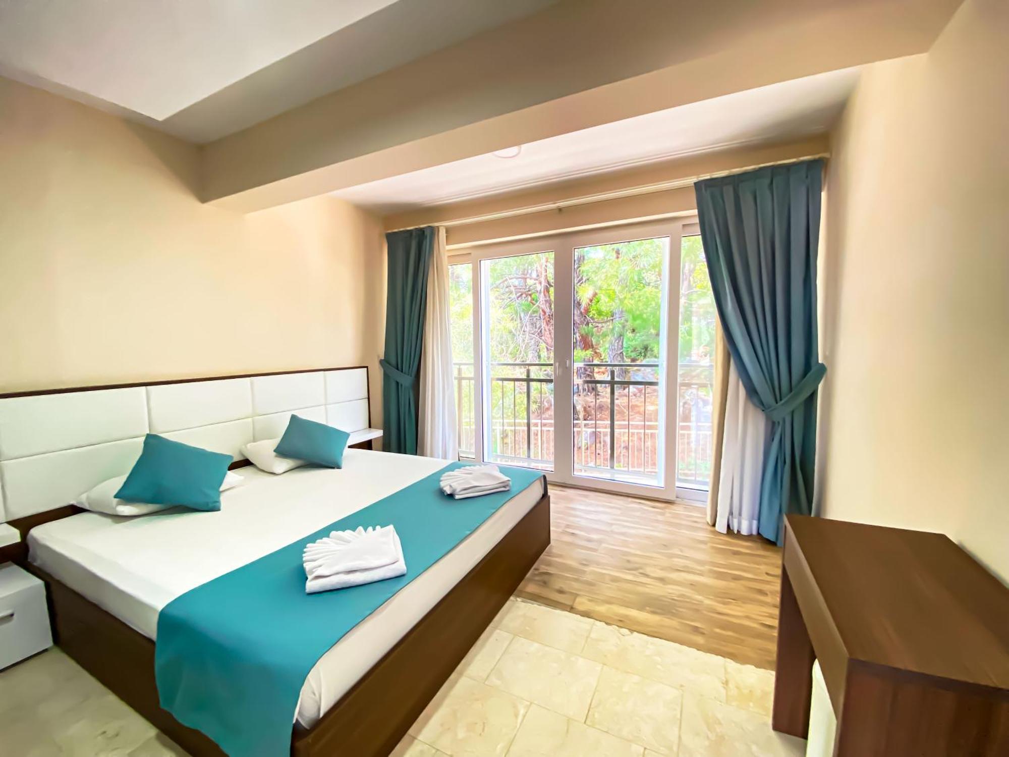 Zehra Hotel