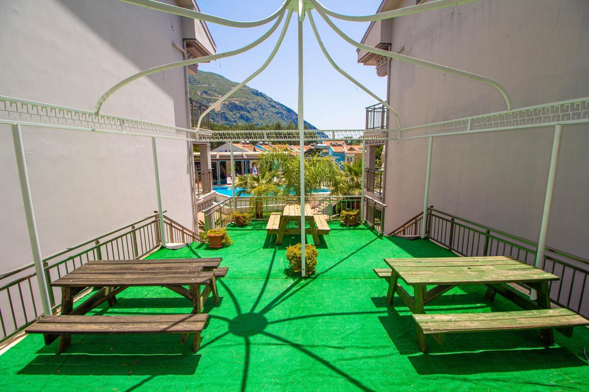 Zehra Hotel
