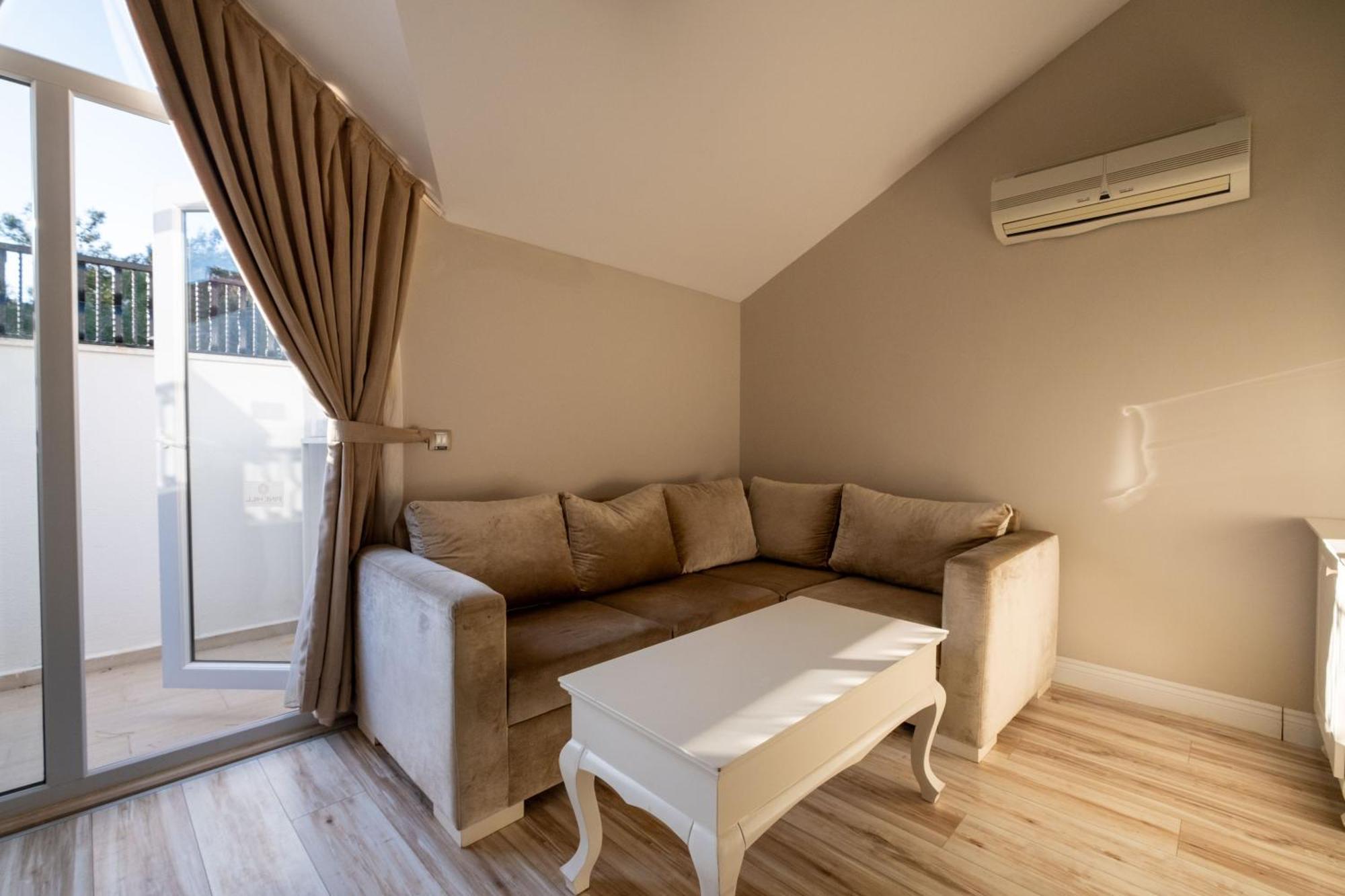 Hotel Pinehill &