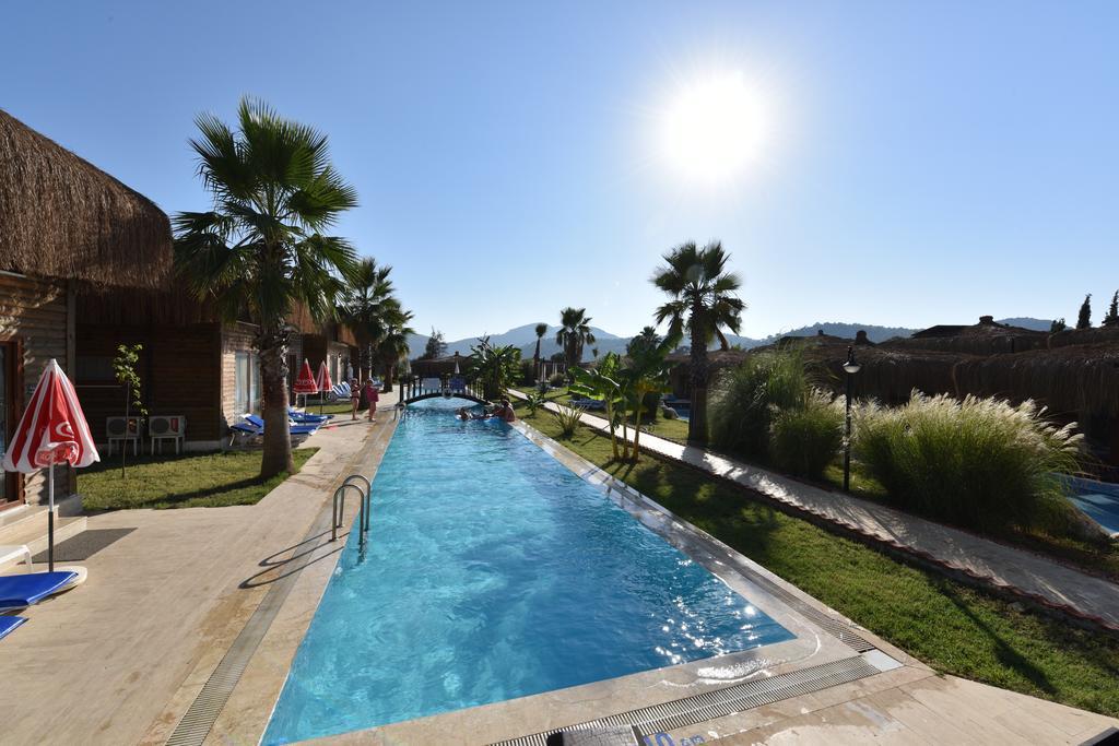 Sahra Su Village & Otel 4*