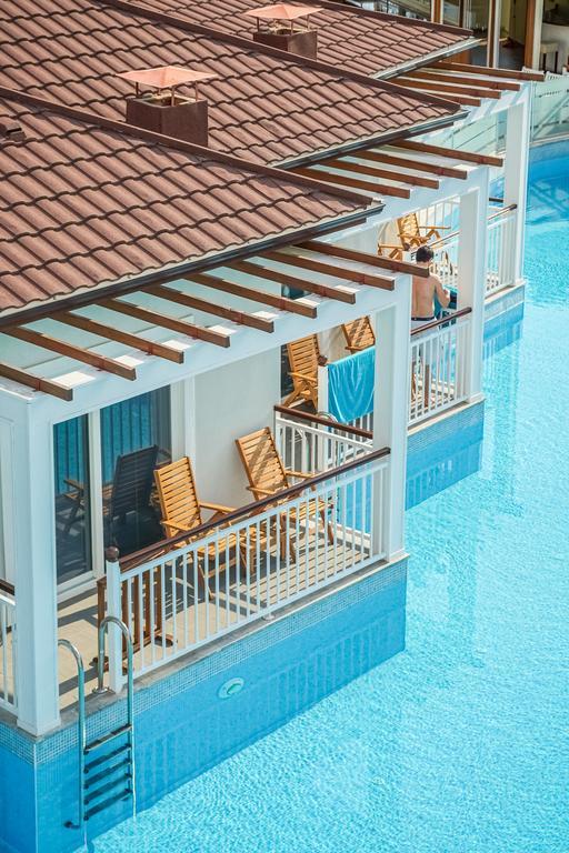 Mozaik Hotel 2*