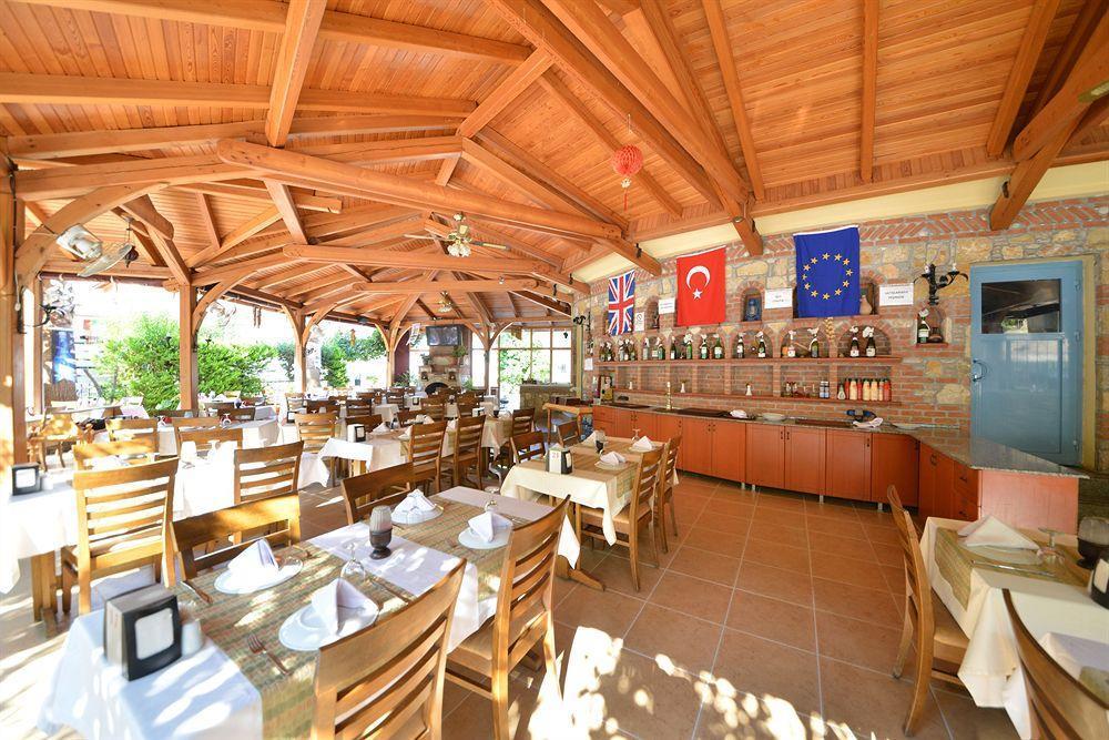 Montebello Deluxe Otel 3*