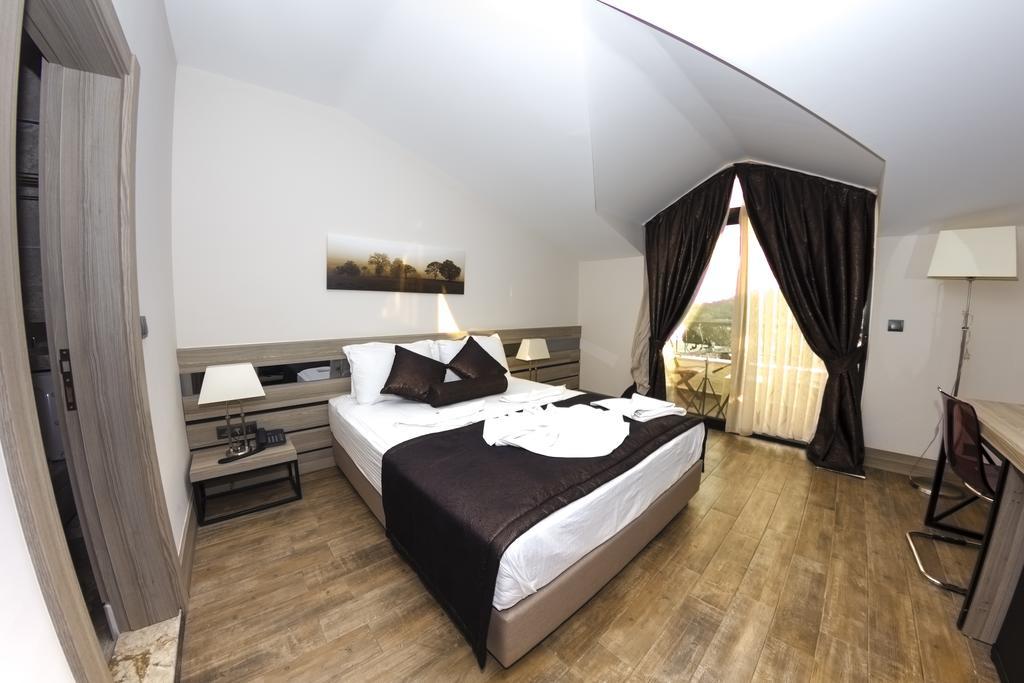 S3 Seahorse Club Otel 3*