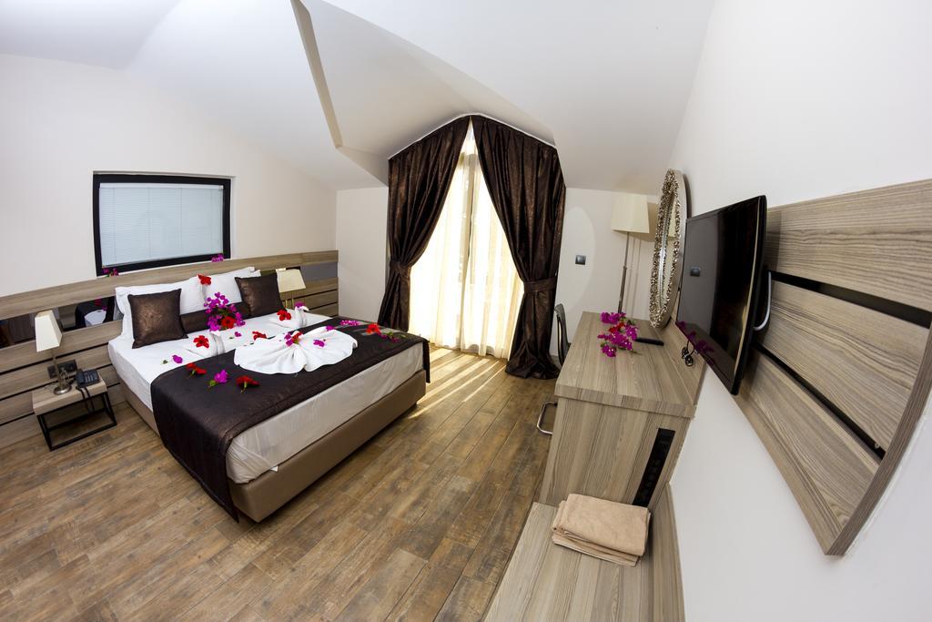 S3 Seahorse Club 3* Ölüdeniz