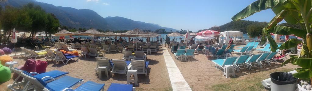 Kamp alanı Golden Club & Caravan Holidays 3*
