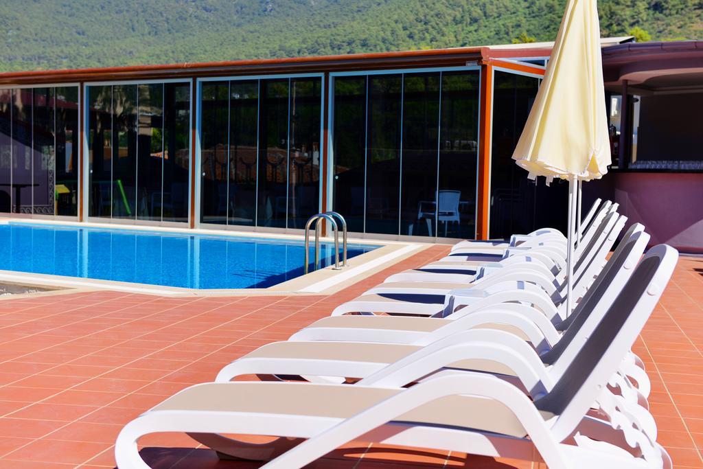 Evra Hotel