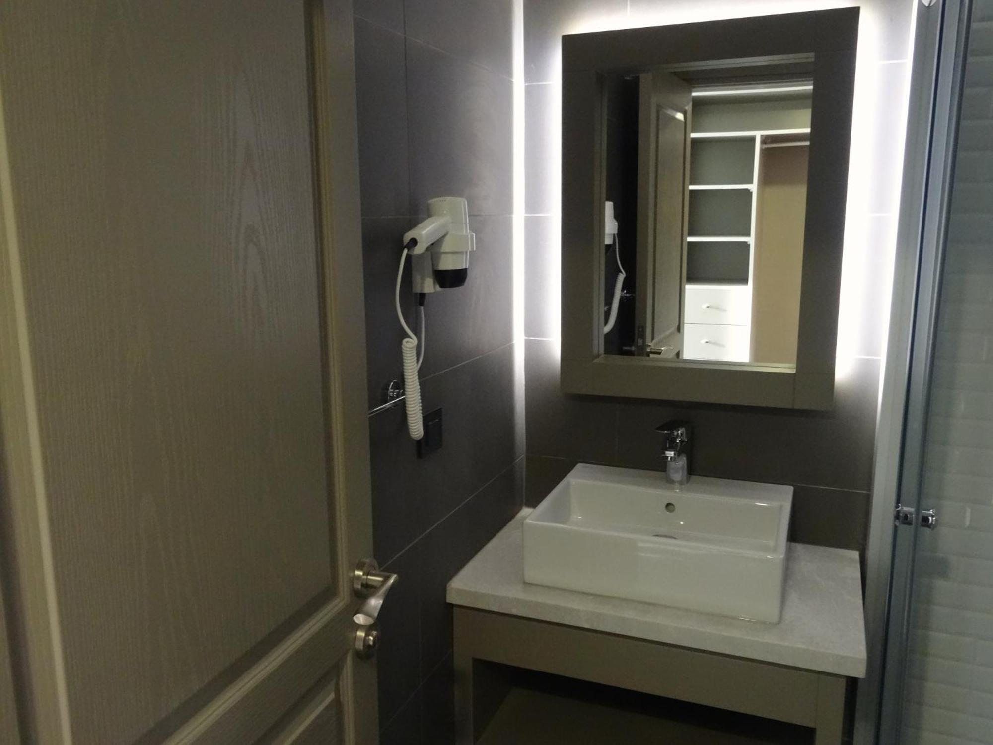 Hotel Pine Valley 4*