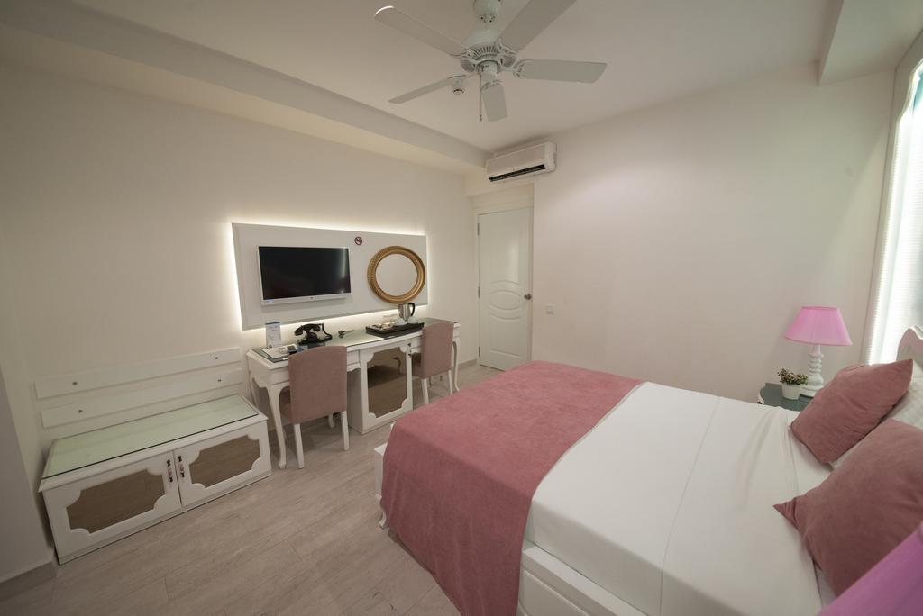 Montebello Deluxe Ölüdeniz