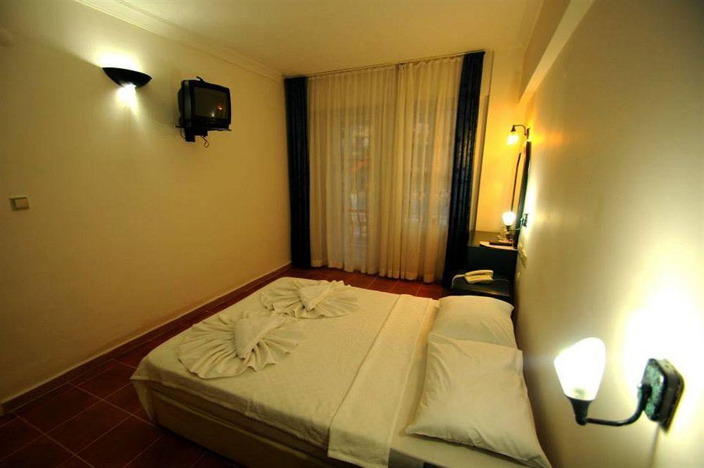 Otel The Grand Ucel
