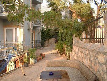 Cypriot Otel 2*